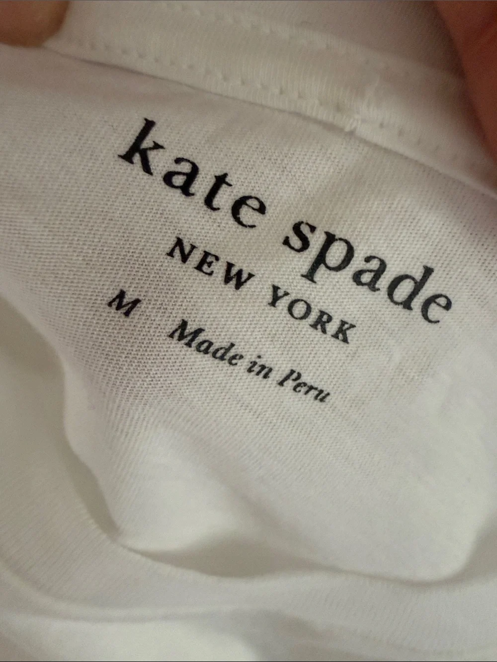 kate spade Valentines Logo Tee in White Crewneck Top with Red Heart Cotton